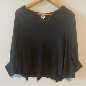 Anthropologie | Akemi + Kin Flowy 3/4 Sleeve Crop Top Black XS